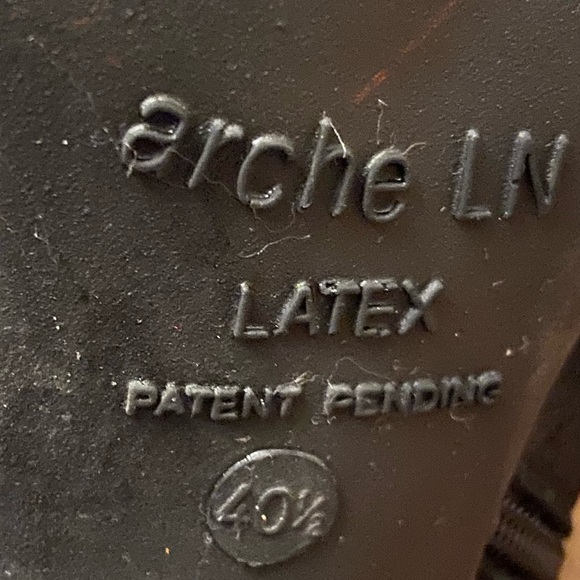 Arche Ln French Black Zip Side Closure Round Toe Knee High Genuine Suede Boots. - Picture 4 of 8